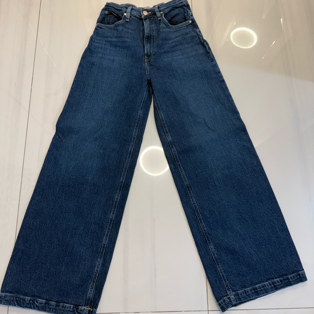 Parachute style Hudson jeans in dark denim.